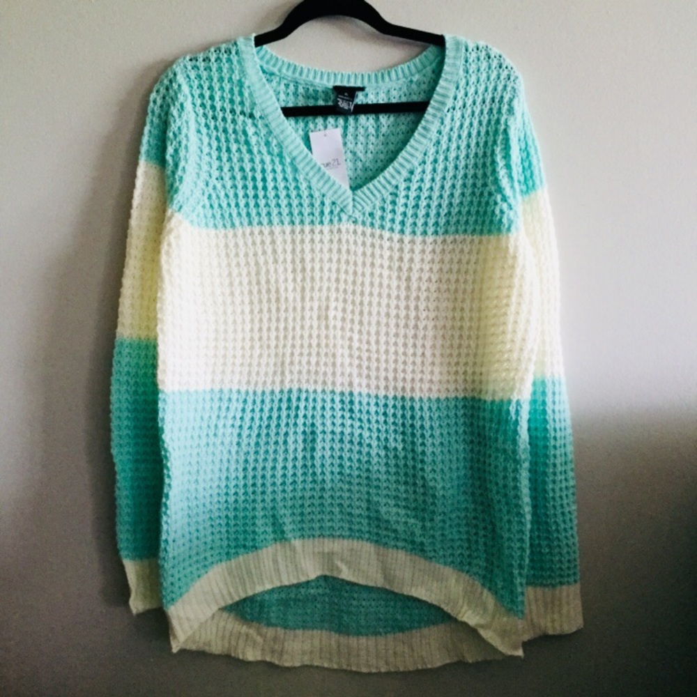 MINT KNIT SWEATER
